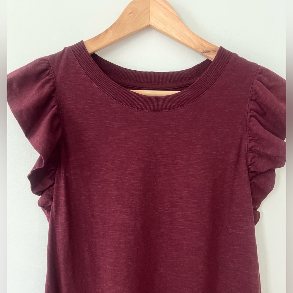 Banana Republic Malibu Tee Ruffle Sleeve Size M Burgundy - Picture 7 of 7